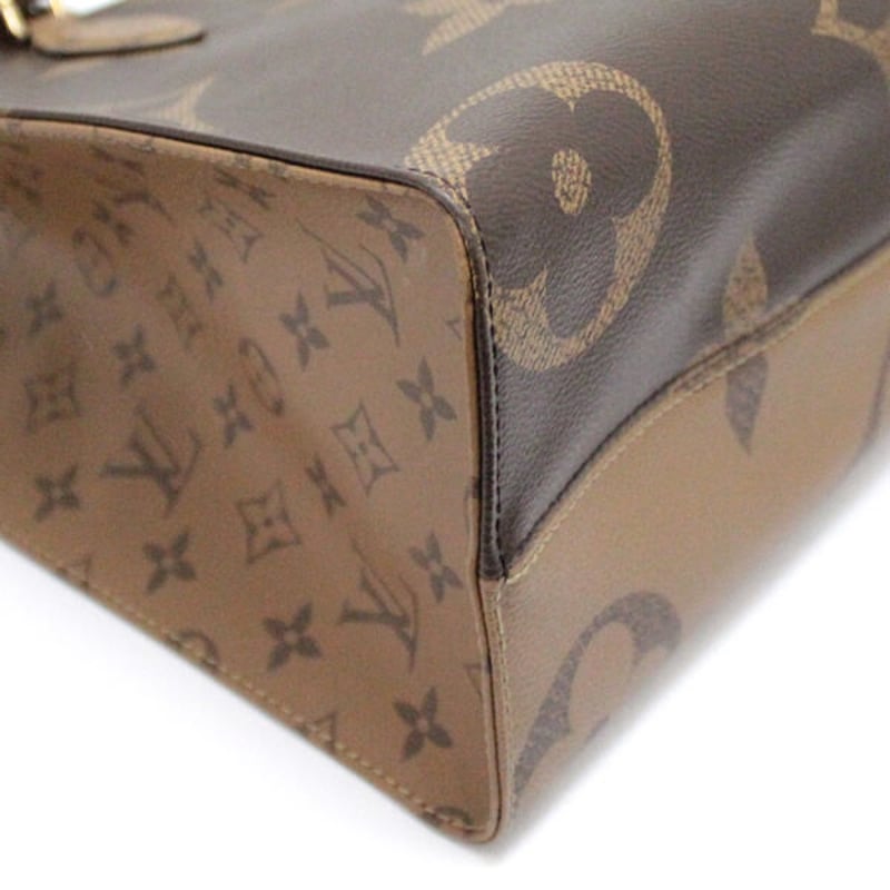 Louis Vuitton pre-owned OnTheGo MM two-way Bag - Farfetch