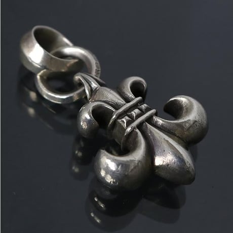 Chrome Hearts BS Fleur Pendant with Bale #31244
