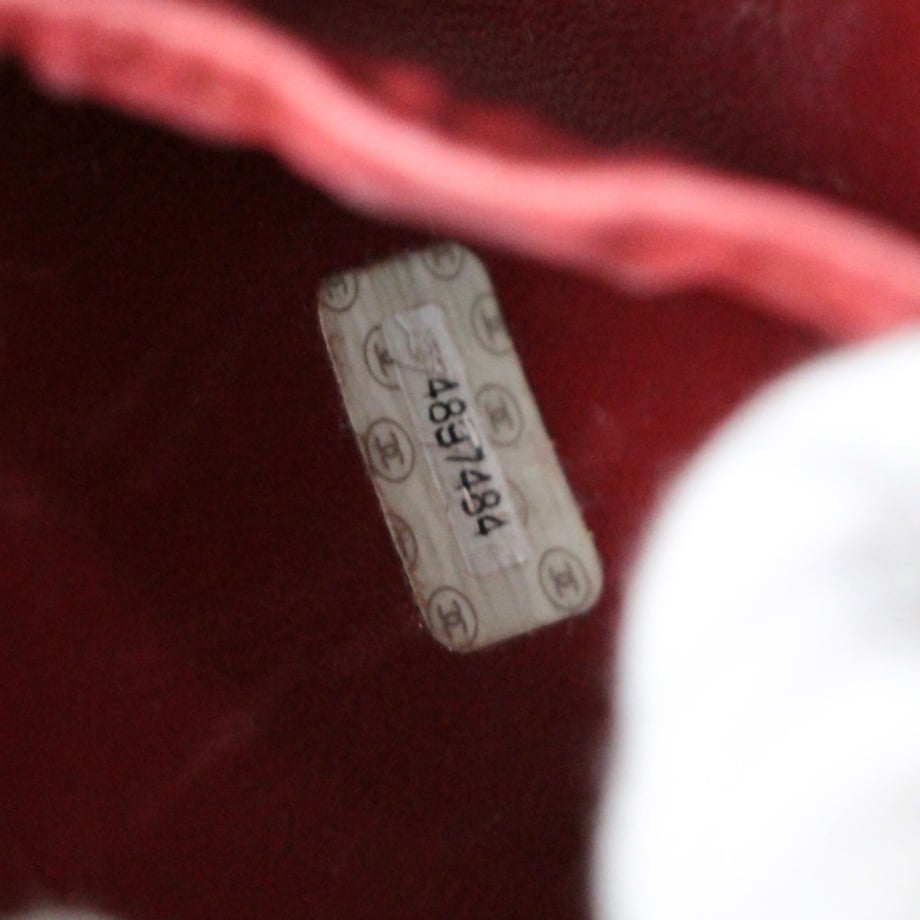 69c8ee159ecd34ac80328d10