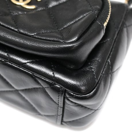 CHANEL Mini Clutch with Chain Shiny Crumpled Quilted Lambskin Black #74652