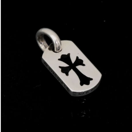 Chrome Hearts Cut Out Cross Tiny Dog Tag Pendan