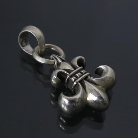Chrome Hearts BS Fleur Pendant with Bale #31249
