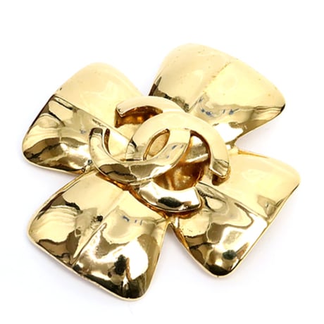 CHANEL CC Logo Clover Brooch Gold-toned 97P #18247