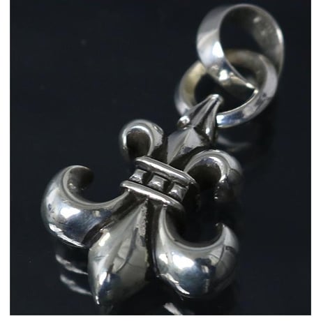 Chrome Hearts BS Flare With Bail Pendant #103290