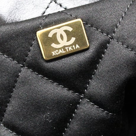 CHANEL 22 Large Handbag Quilted Calfskin Black #74733