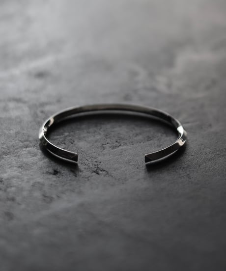 Shadow bangle / Silver