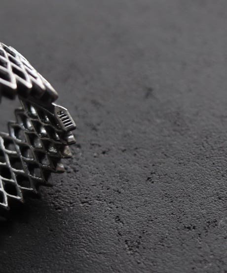 Lattice ring