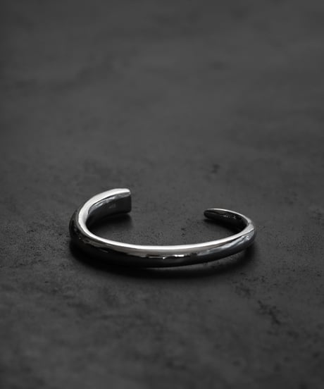 Snake bangle