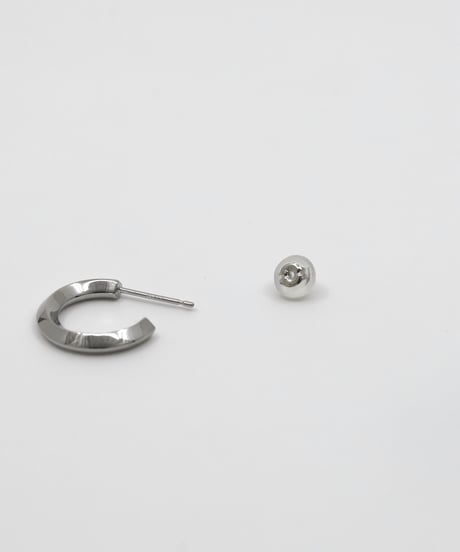 Shadow hoop pierce / Platinum