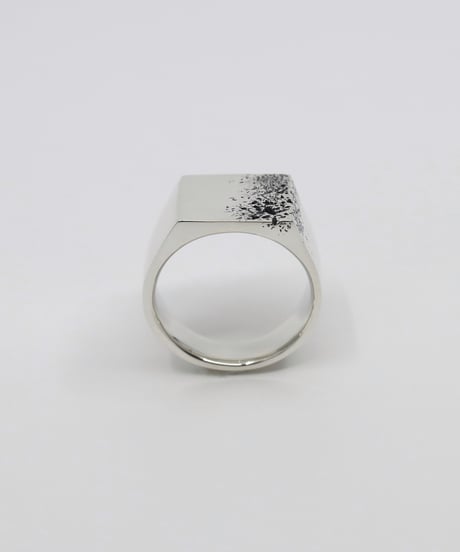 Crack ring 03