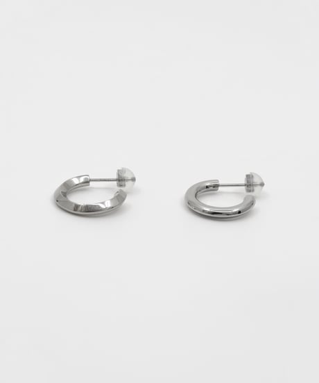 Shadow hoop pierce / Platinum
