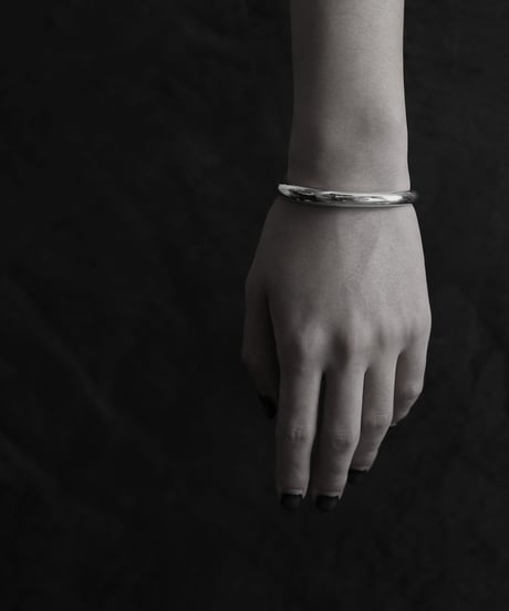 Snake bangle