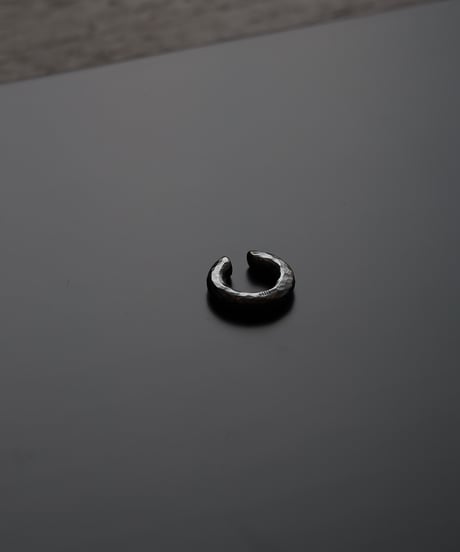 Wither earcuff / Blue gray