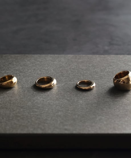 Moon ring 01 / Gold