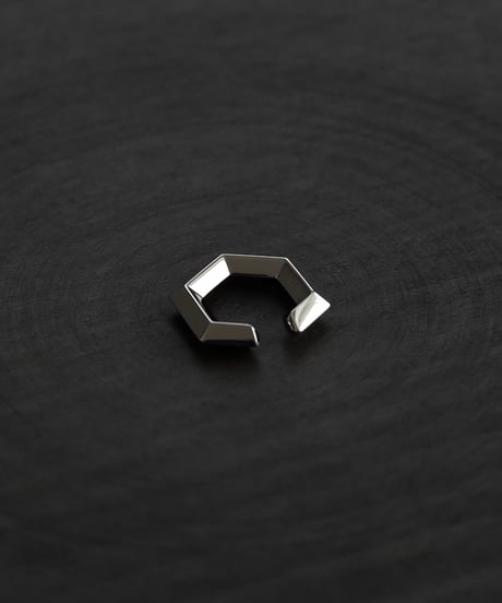 Shadow earcuff / Platinum