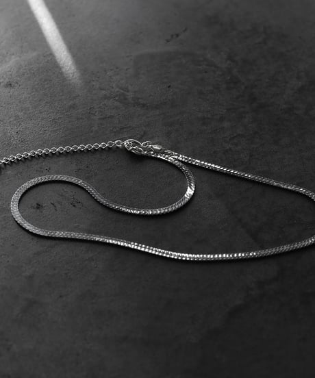 Abyss herringbone necklace / Silver