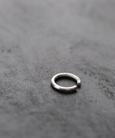 Fragile earcuff