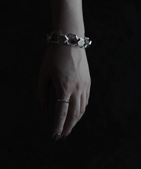 Shadow bracelet
