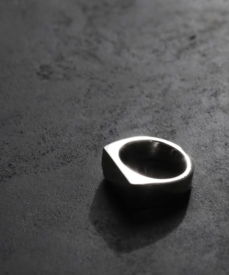 Crack ring 04