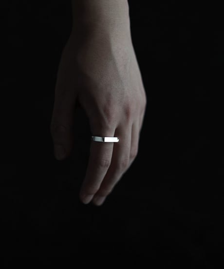 Crack ring 05