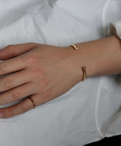 Shadow bangle / Gold