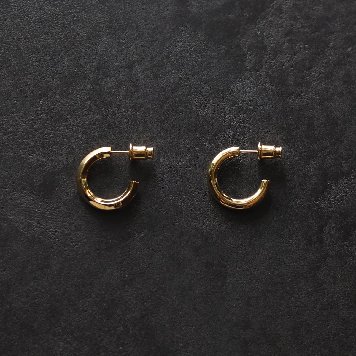 A&G Hoop Scrool Pierce 両耳 Shadow