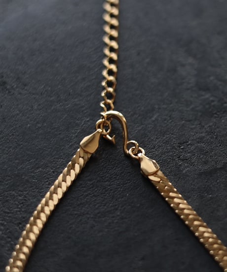 Abyss herringbone necklace / Gold