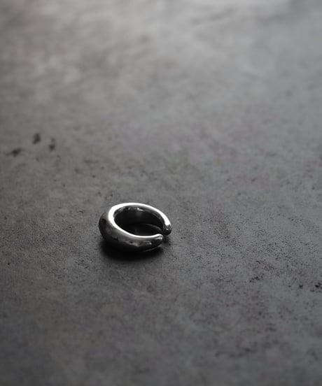Moon earcuff / Silver