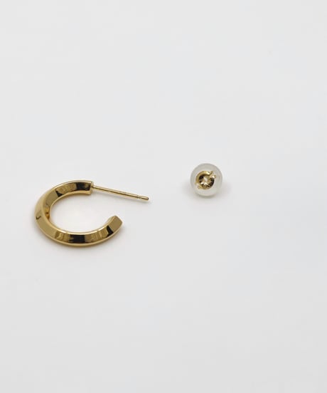 Shadow hoop pierce / K18