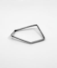 Warp bangle