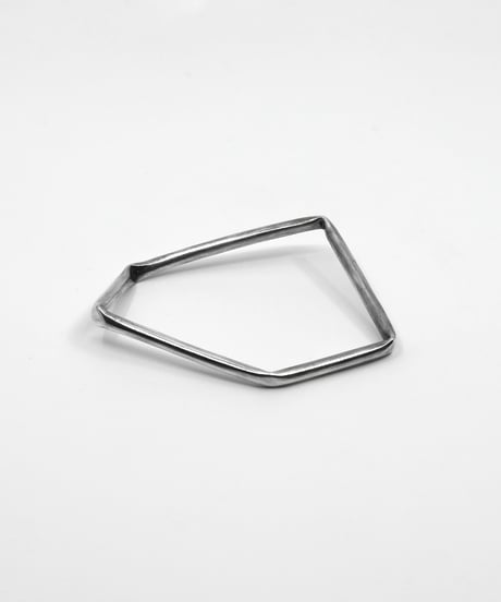 Warp bangle