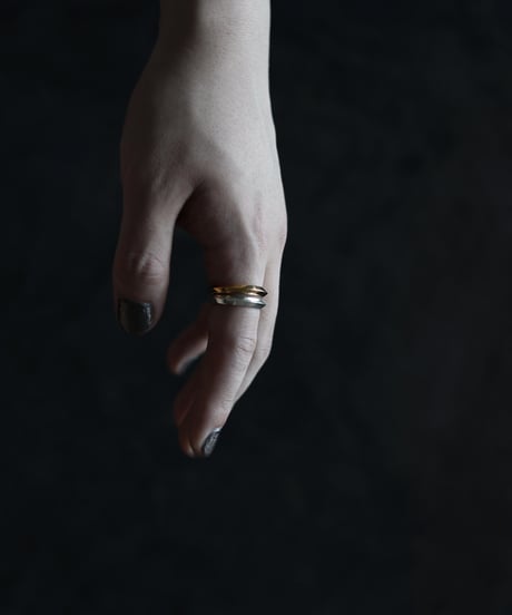 Shadow ring 01 / Gold
