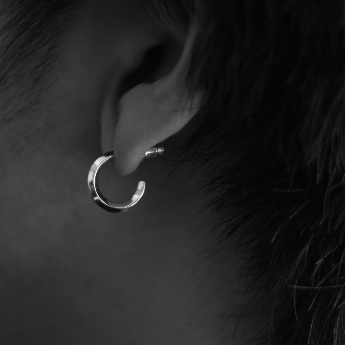 VAINON】Destroyed Half Hoop Pierce（両耳用） VAINON Destroyed Half