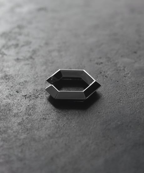 Shadow earcuff / Silver