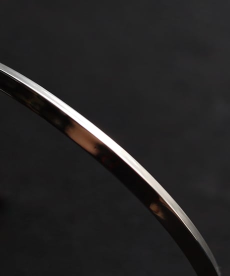 Shadow bangle / Gold