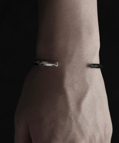Shadow bangle / Silver