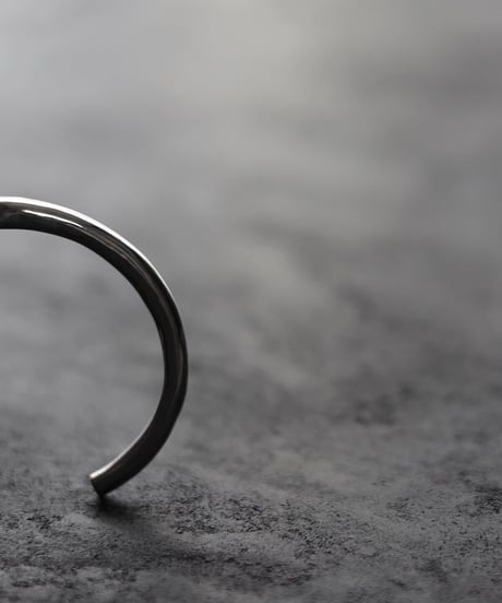 Ice bangle