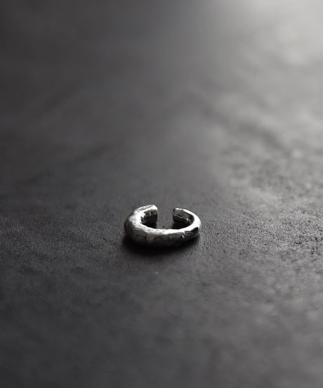 Ice earcuff
