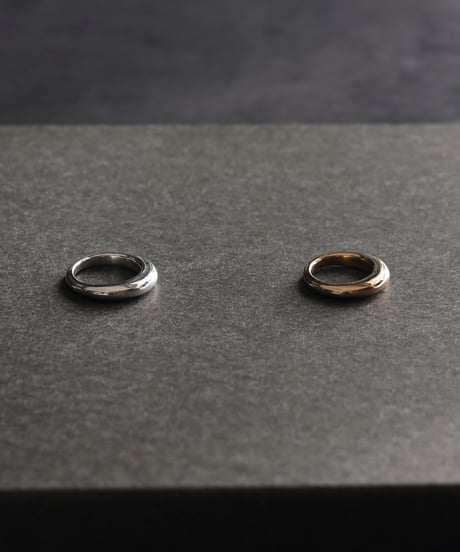 Moon ring 03 / Gold