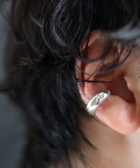 Moon earcuff / Silver