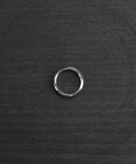 Shadow ring 02 / Platinum