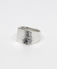 Crack ring 03