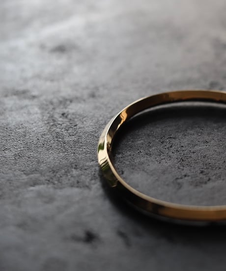 Shadow bangle / Gold