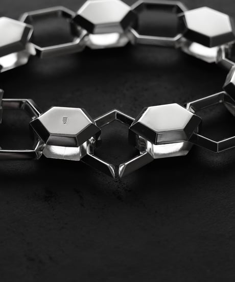 Shadow bracelet