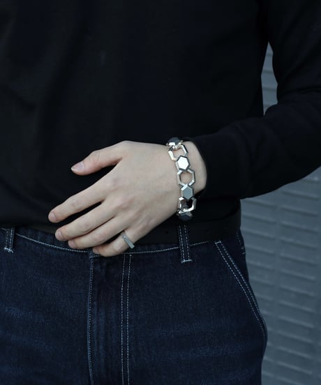Crack ring 05