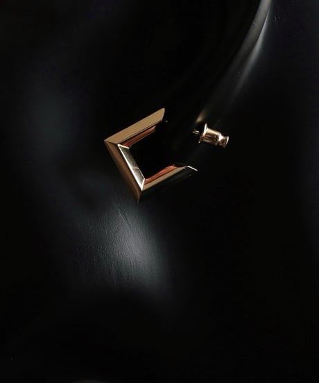 Shadow pierce / Gold
