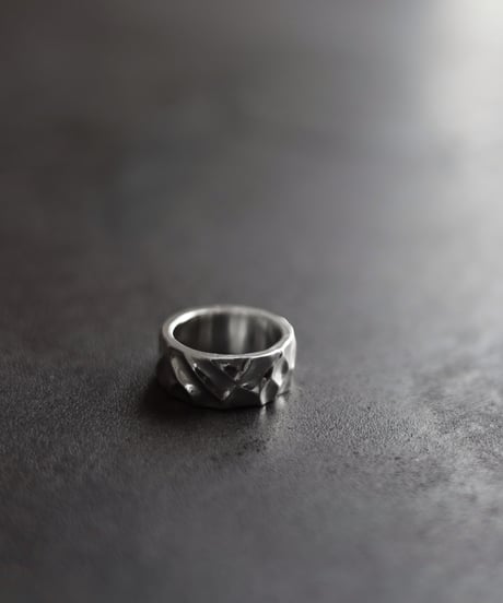 Ripple ring 01