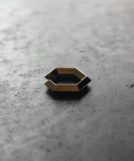 Shadow earcuff / Gold