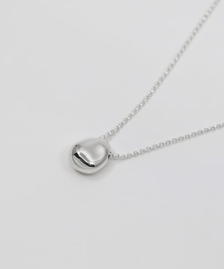 Dew pendant necklace