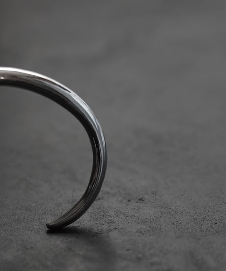 Snake bangle
